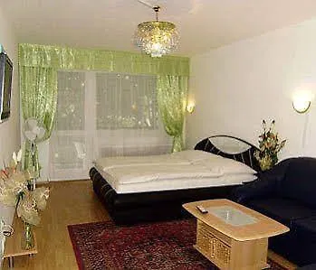 Hotel Pension Adam Apartment Viena