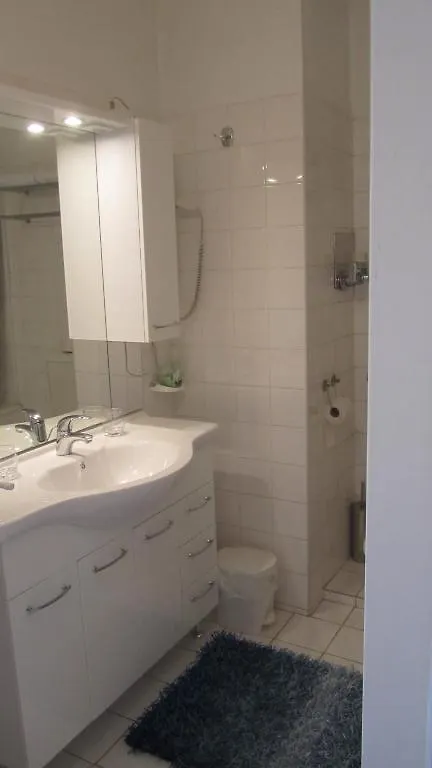Hotel Pension Adam Apartment Viena Apartahotel